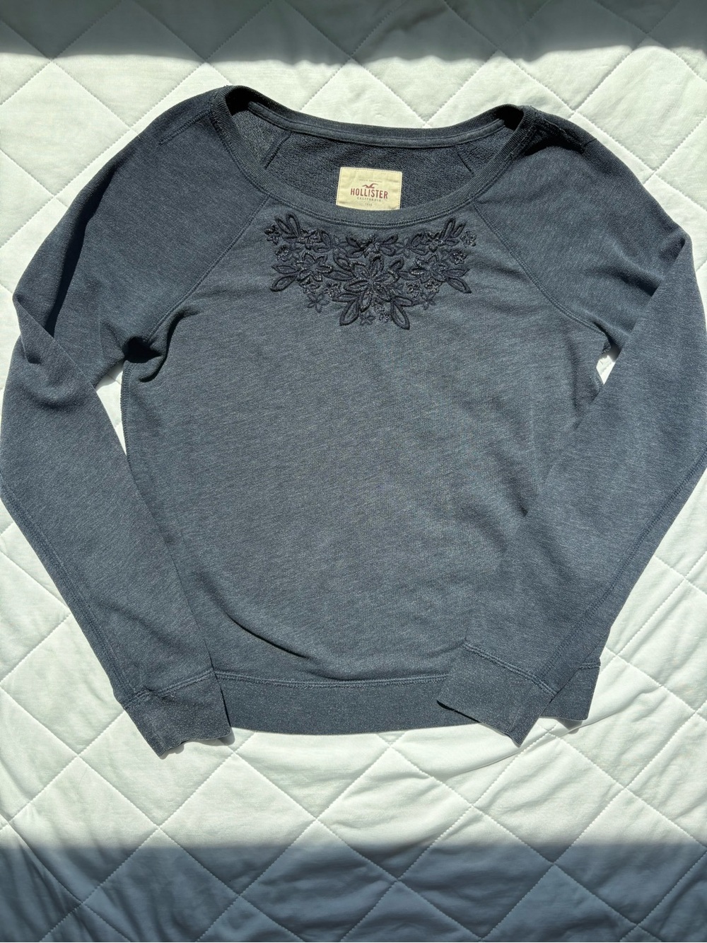 Vintage Hollister Dark Gray Floral Embroidered Scoop Neck Sweatshirt